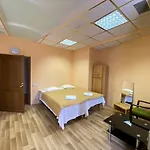 Majaka Hostel *
